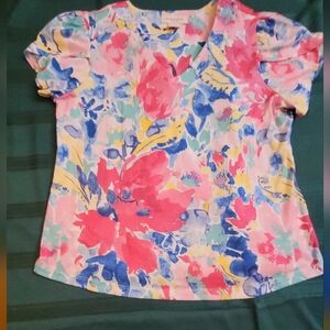 Womens Petite Medium Floral Top